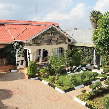 North Manor Nakuru Villa Buitenkant foto