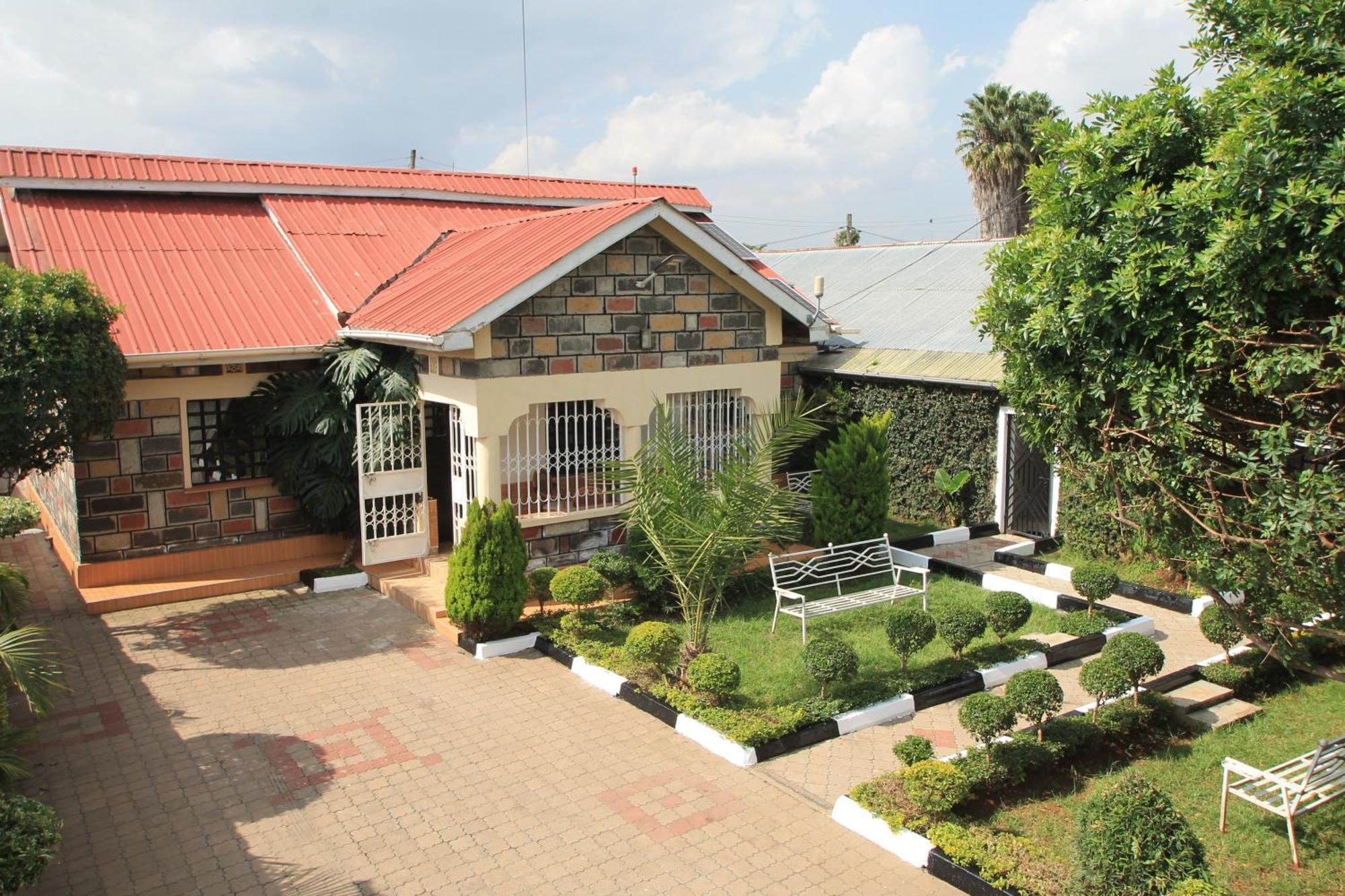 North Manor Nakuru Villa Buitenkant foto