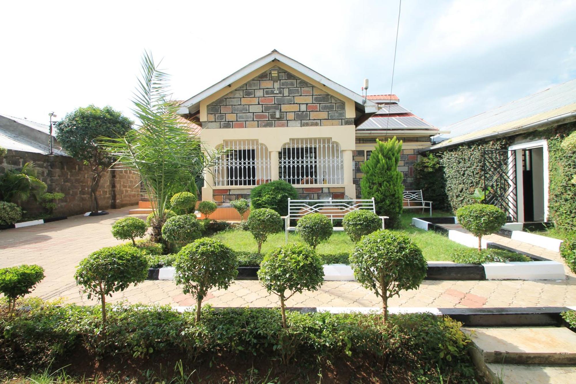 North Manor Nakuru Villa Buitenkant foto