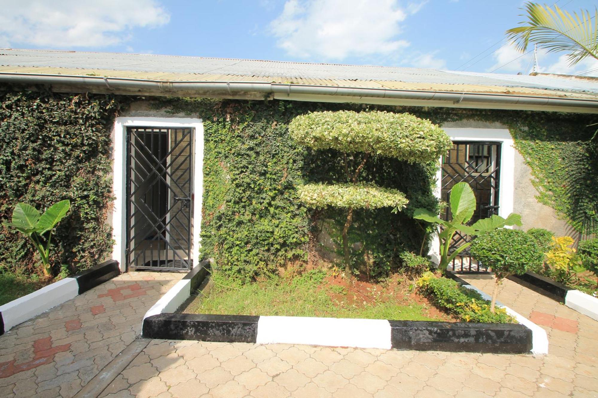 North Manor Nakuru Villa Buitenkant foto