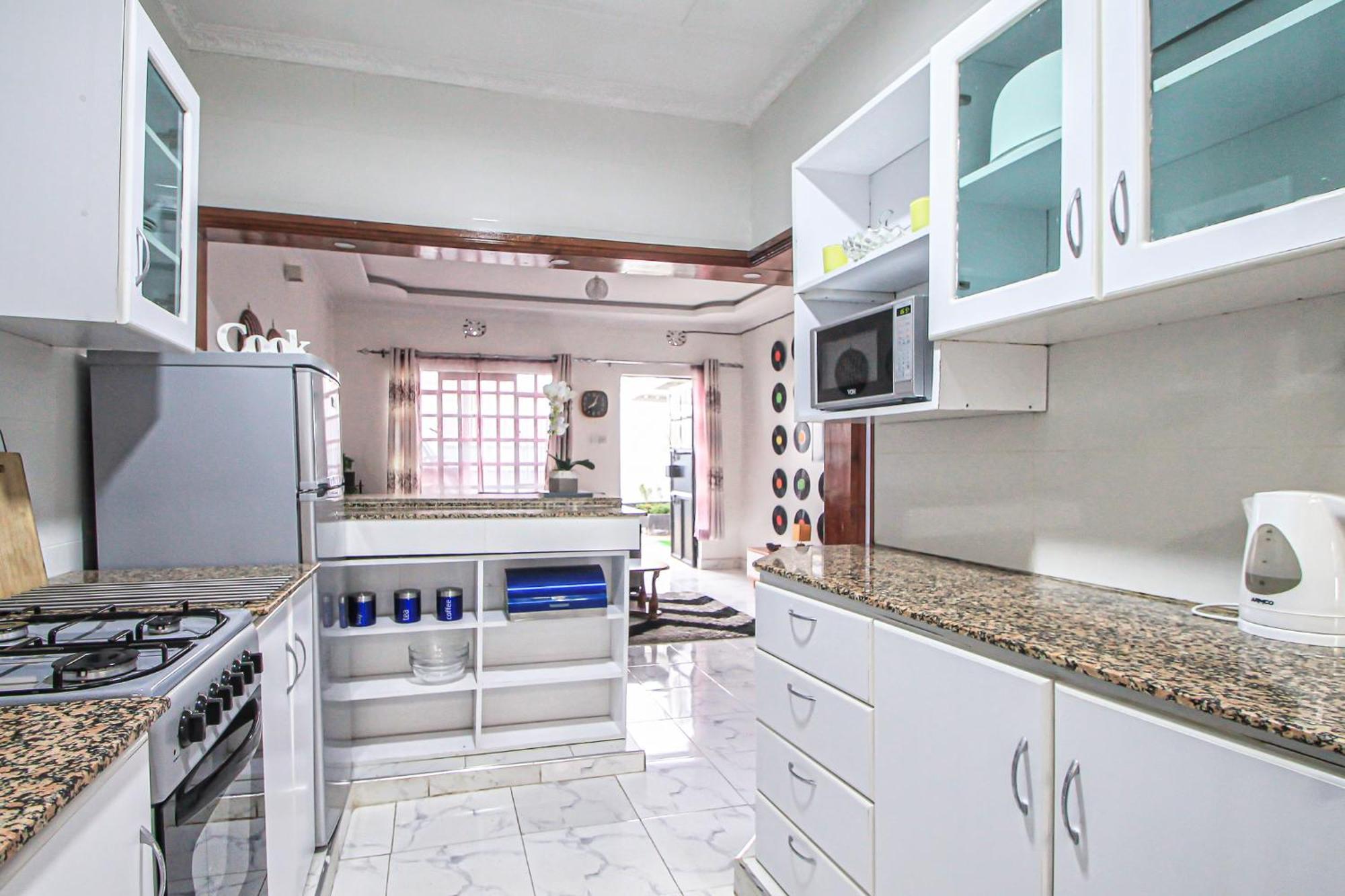 North Manor Nakuru Villa Buitenkant foto